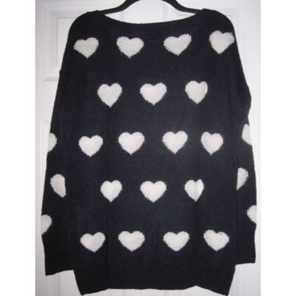 ✨Express Hearts Sweater✨  - Picture 3 of 3